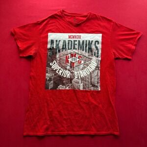 Vintage Y2K 2000 Akademiks NYC Superior Standard Red Graphic T-Shirt Mens Medium